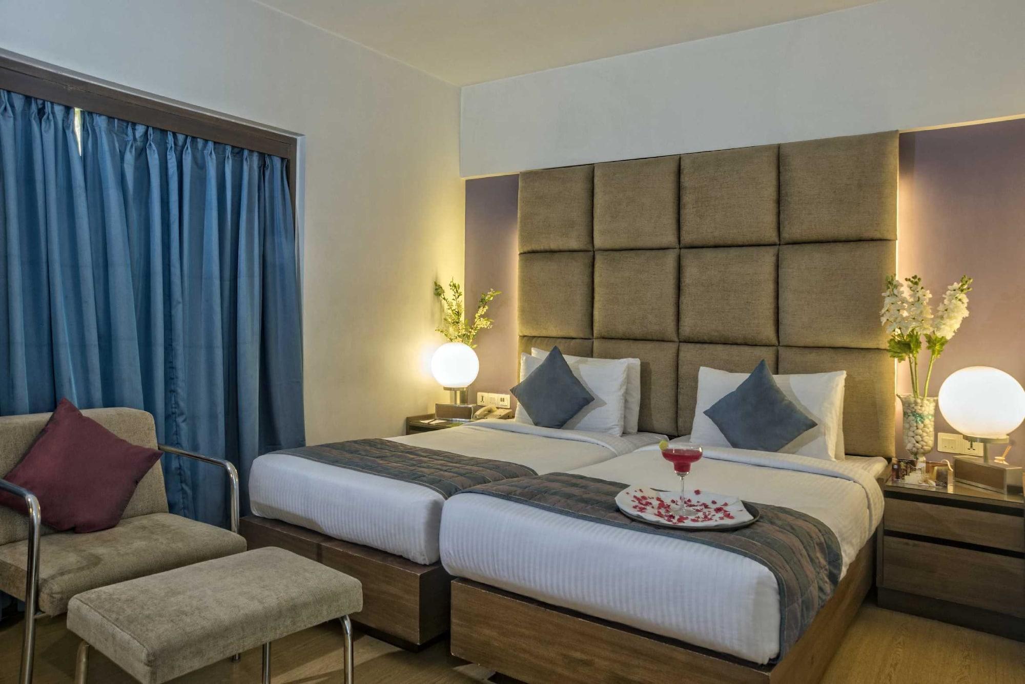 Yogi Executive, Navi Mumbai Hotell Eksteriør bilde