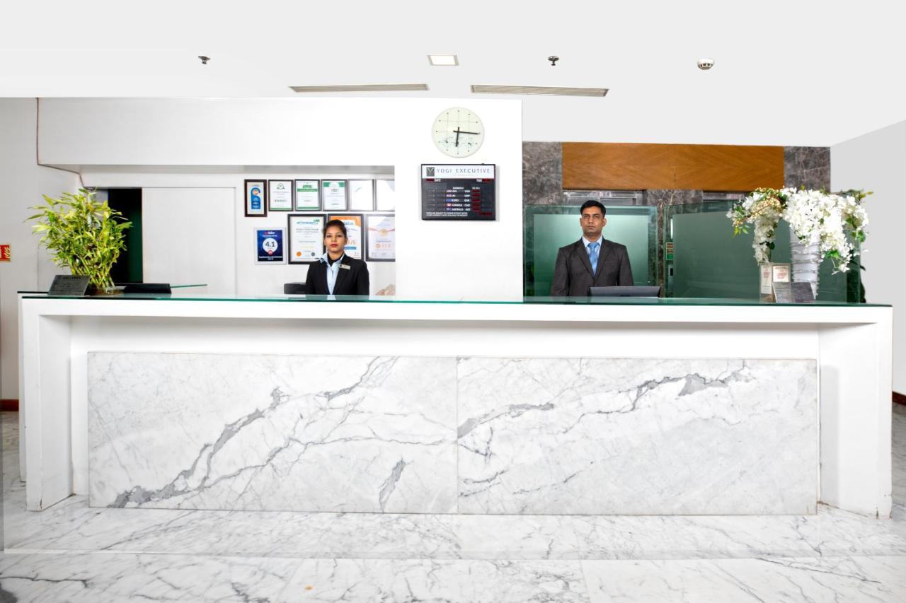 Yogi Executive, Navi Mumbai Hotell Eksteriør bilde