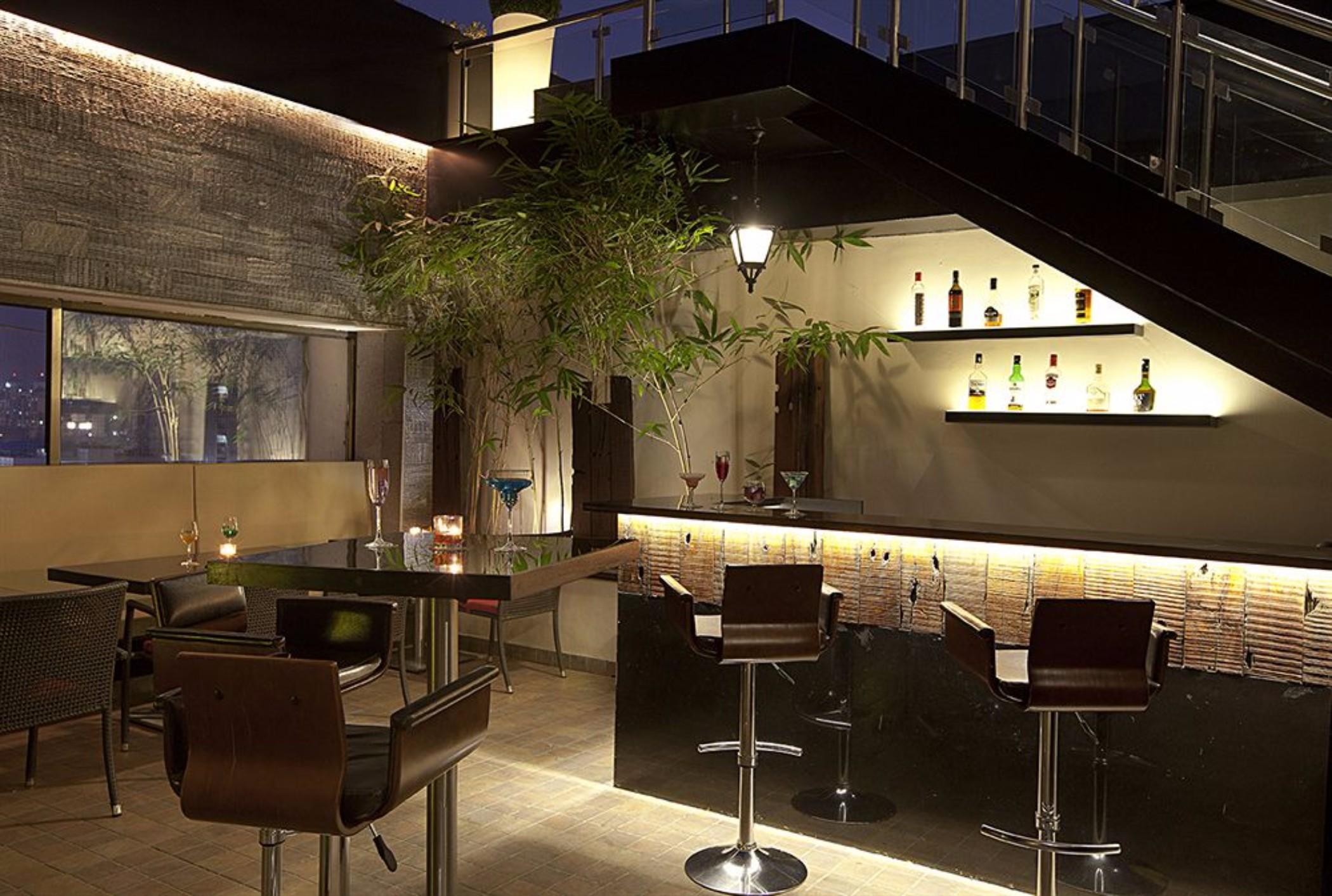 Yogi Executive, Navi Mumbai Hotell Eksteriør bilde